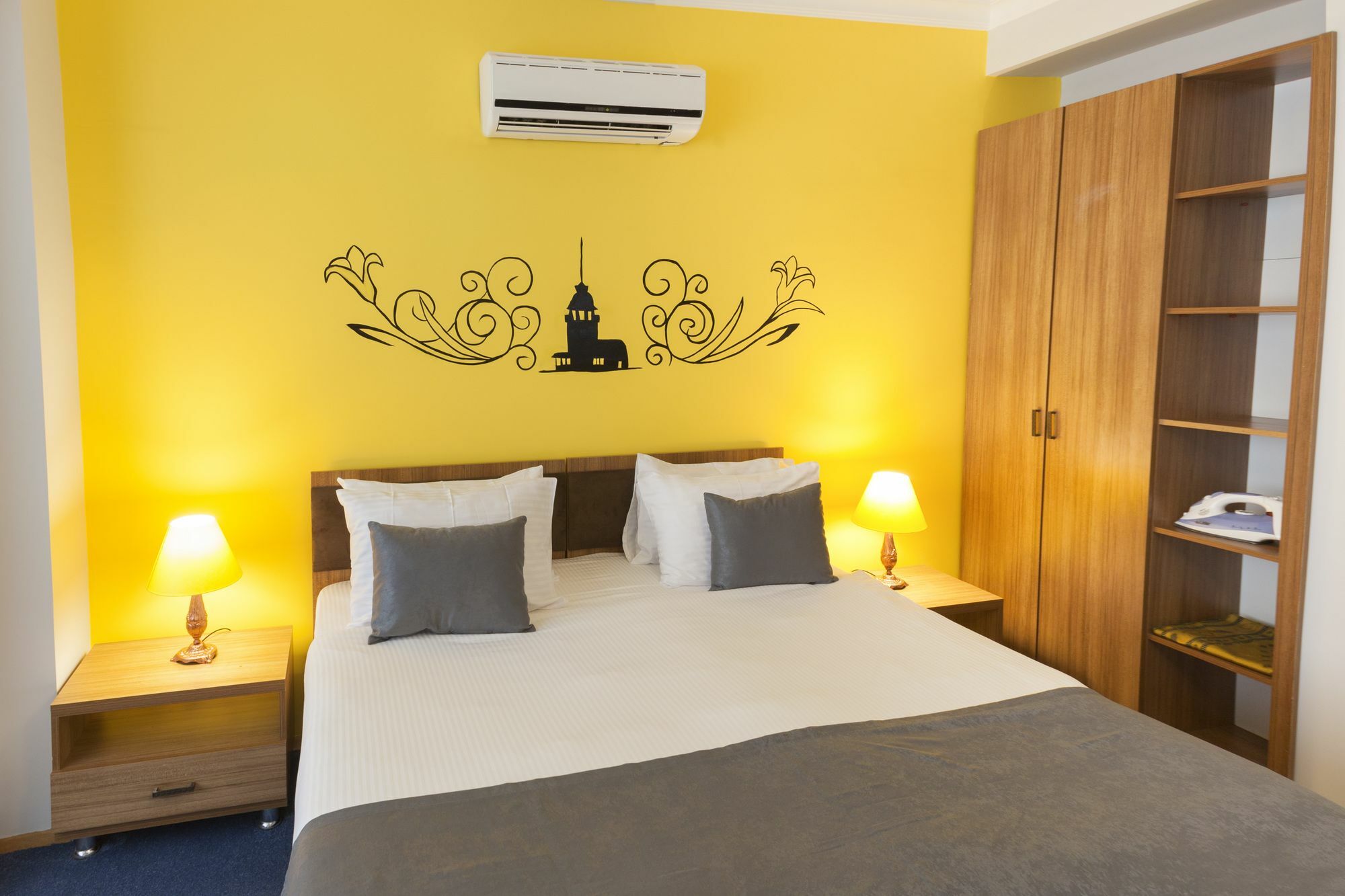 Iq Hotel Beyoglu Istanbul Exterior photo